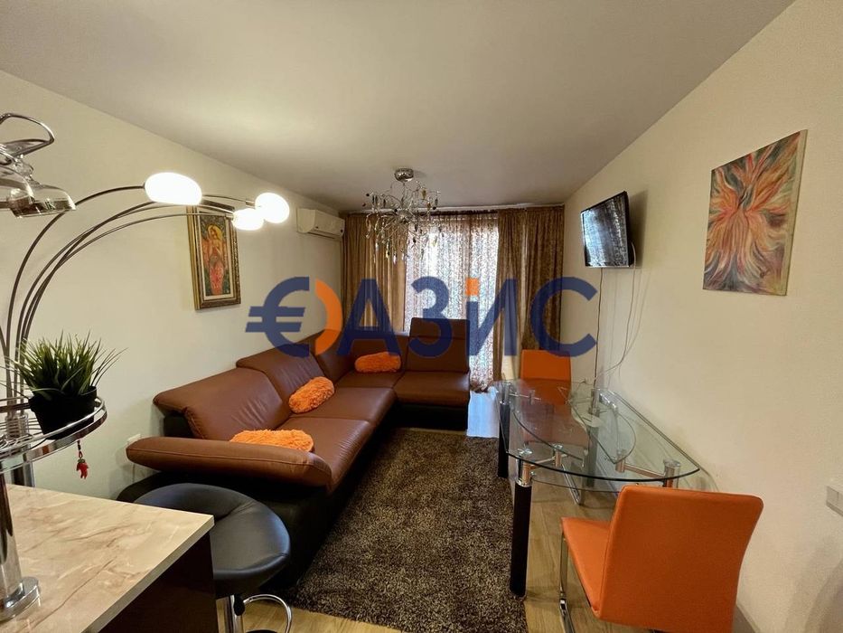 Продава се Двустаен апартамент в Свети Влас - 76 кв.м за 948 €/кв.м - Снимка #1