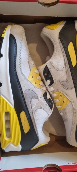 Air max 90  mărimea 44.5