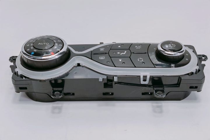 Panou comanda AC  climatronic 275107386R Renault Clio a 4-a generatie