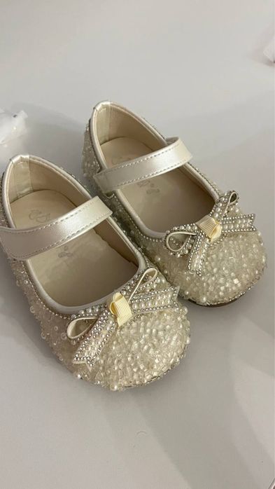 Нарядное платье для девочки