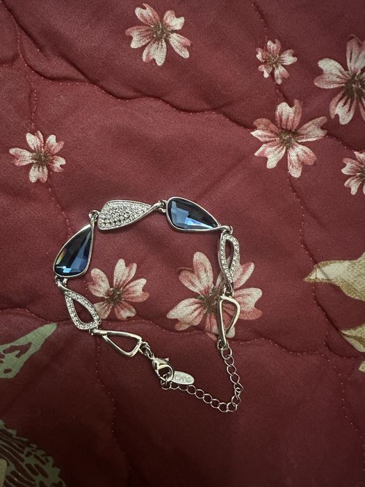 Гривна с кристали SWAROVSKI