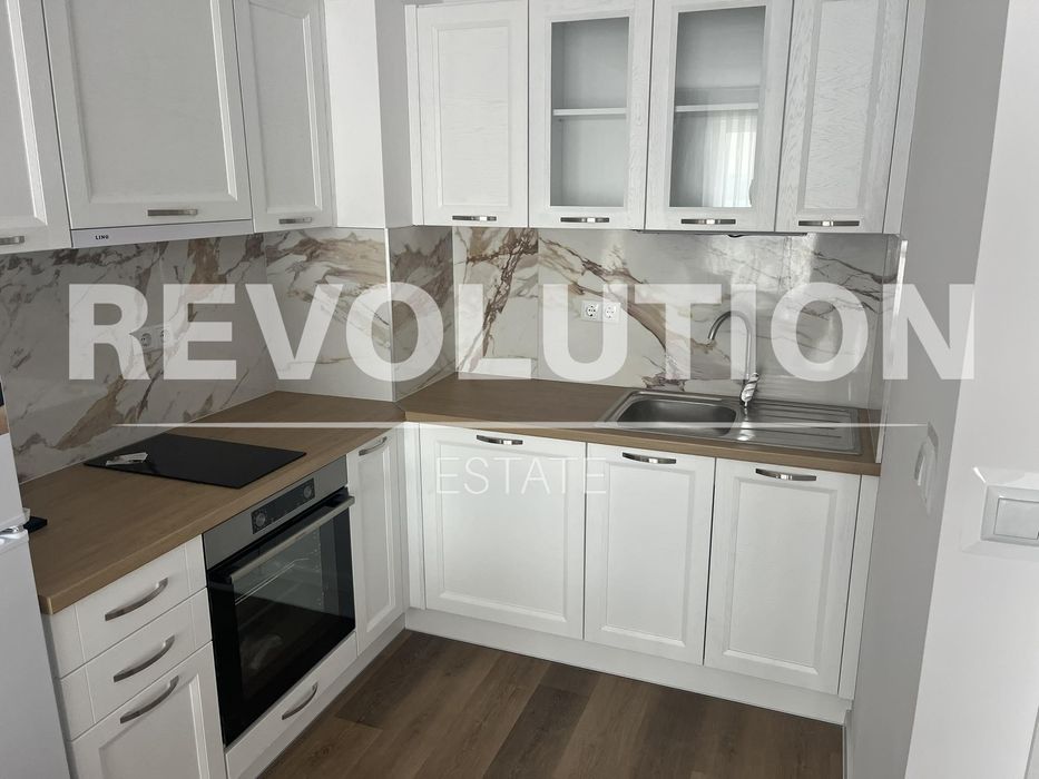 Дава се под наем Двустаен апартамент в Варна, Кайсиева градина - 70 кв.м за 450 € - Снимка #1