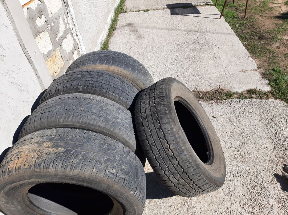 Покрышки пять штук