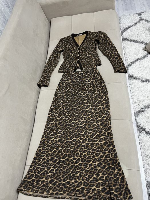 Продается юбка с кфотой