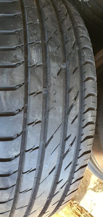 Гуми 4бр  205/65/15  1бр- 80лв