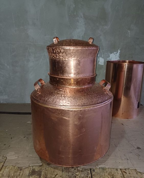 Vind cazane de facut tuica