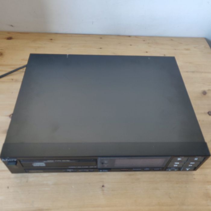 Cd player  Sony CDP-35-defect