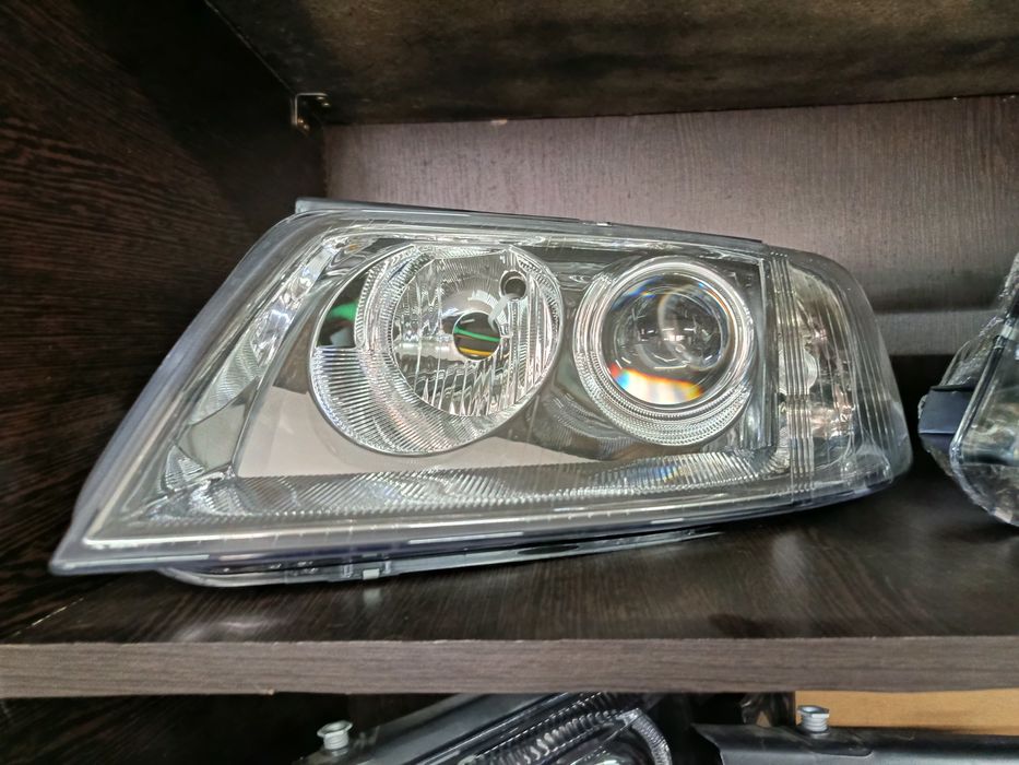 Фары Volkswagen Passat B5+