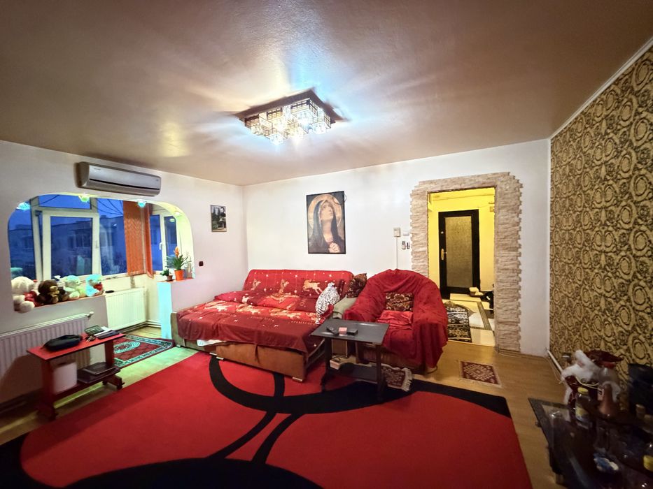 Apartament 3 camere - Zona Piața Mare