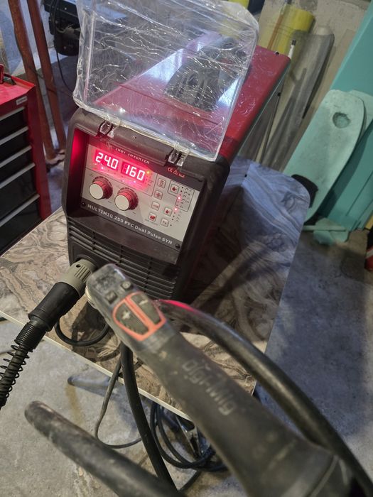 Професионално телоподаващо  multimig 250