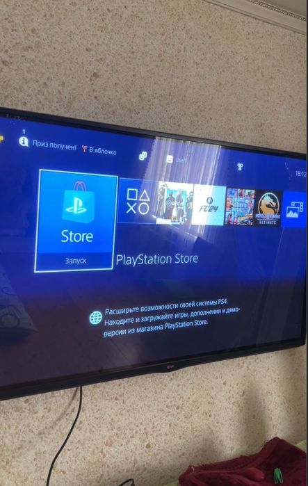 PS4 с двумя геймпадами