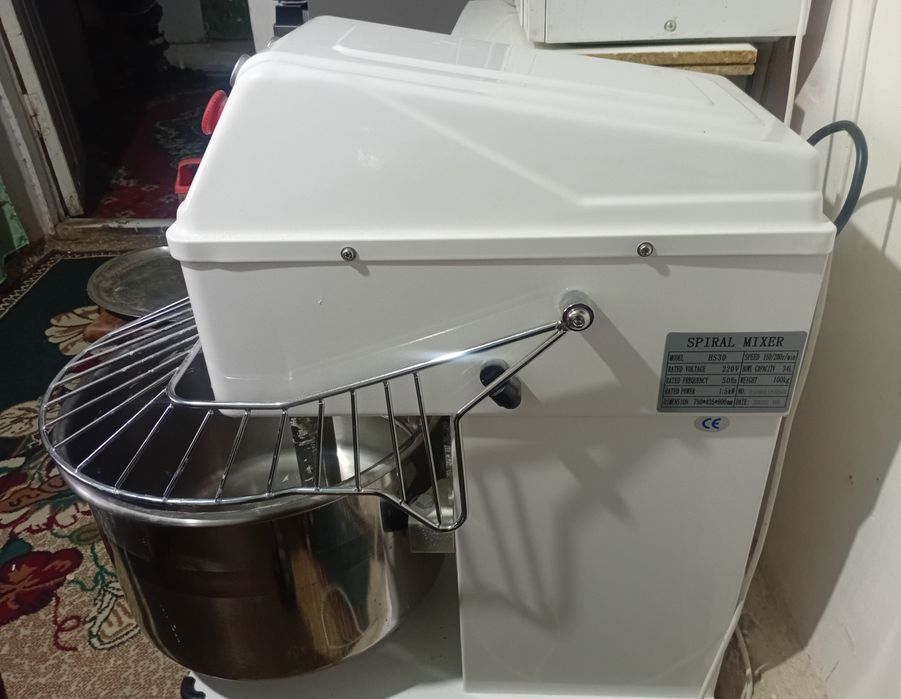 Тестомешалка,хамир коргич,хамир киладиган аппарат