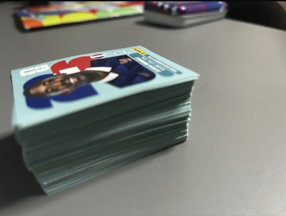 Panini World Cup 2026 Album 70% completat(685/980) + 205 Dubluri + Pocket Tin