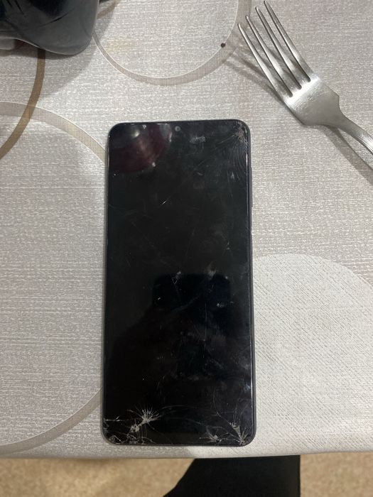 Galaxy 12 В плохом состяние