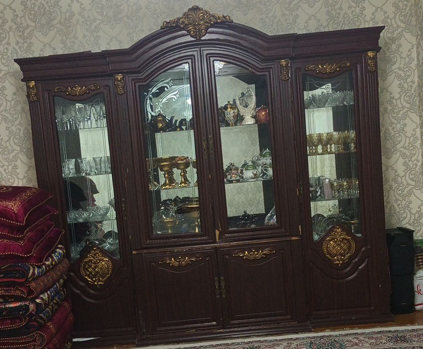 Горка для гостиной