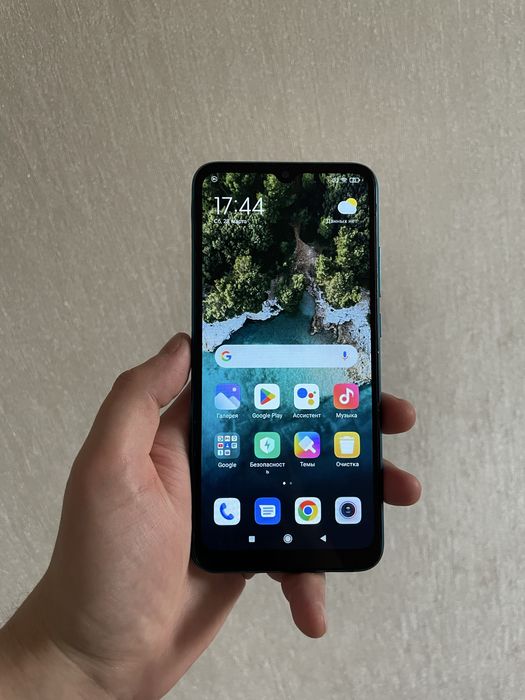 Продам Redmi 9a.