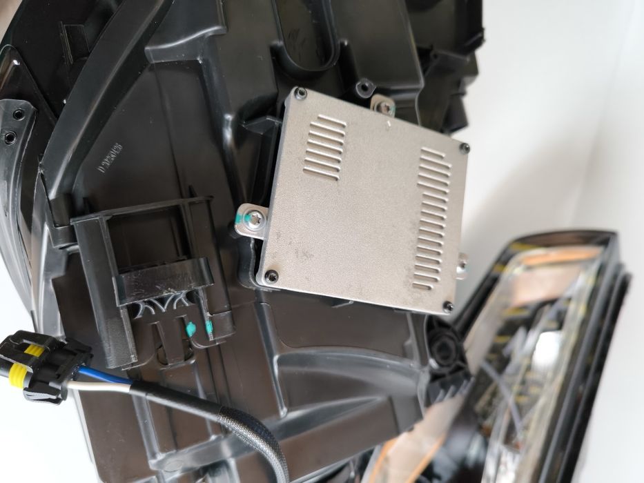 Фарове Ауди А3 8В Ксенон A3 8V 12-16г. ЛЕД Нови Xenon LED Audi