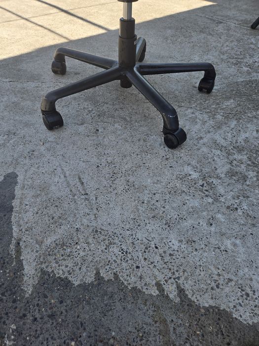 Scaun cu rotile reglabil
