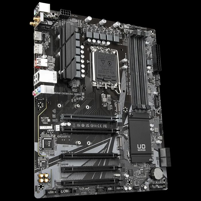 Plata:B660 AX3 +WIFI, Intel i5 12400f ozu lexar 16gb 3200mhz