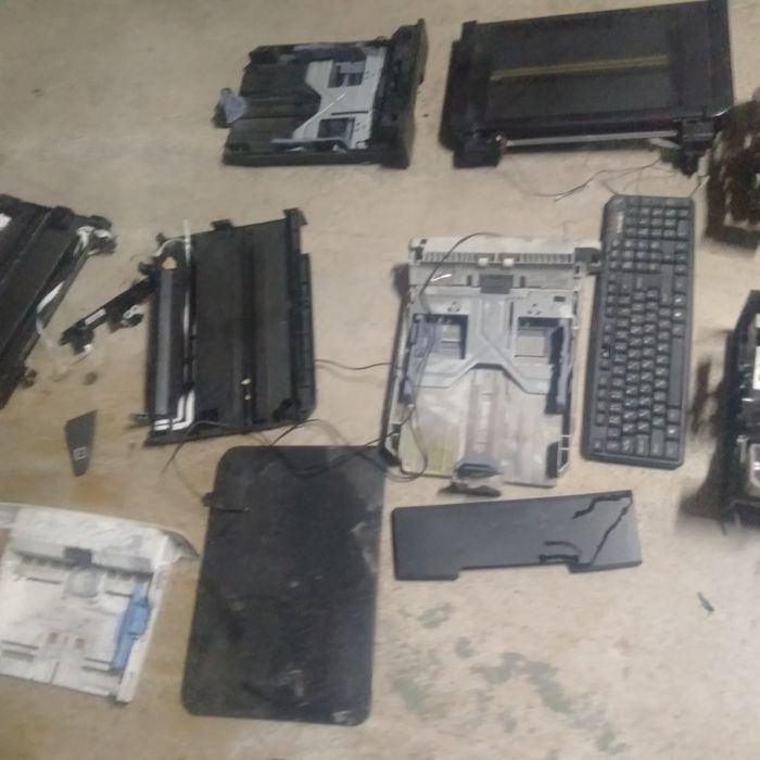 Запчасти  на  принтеры