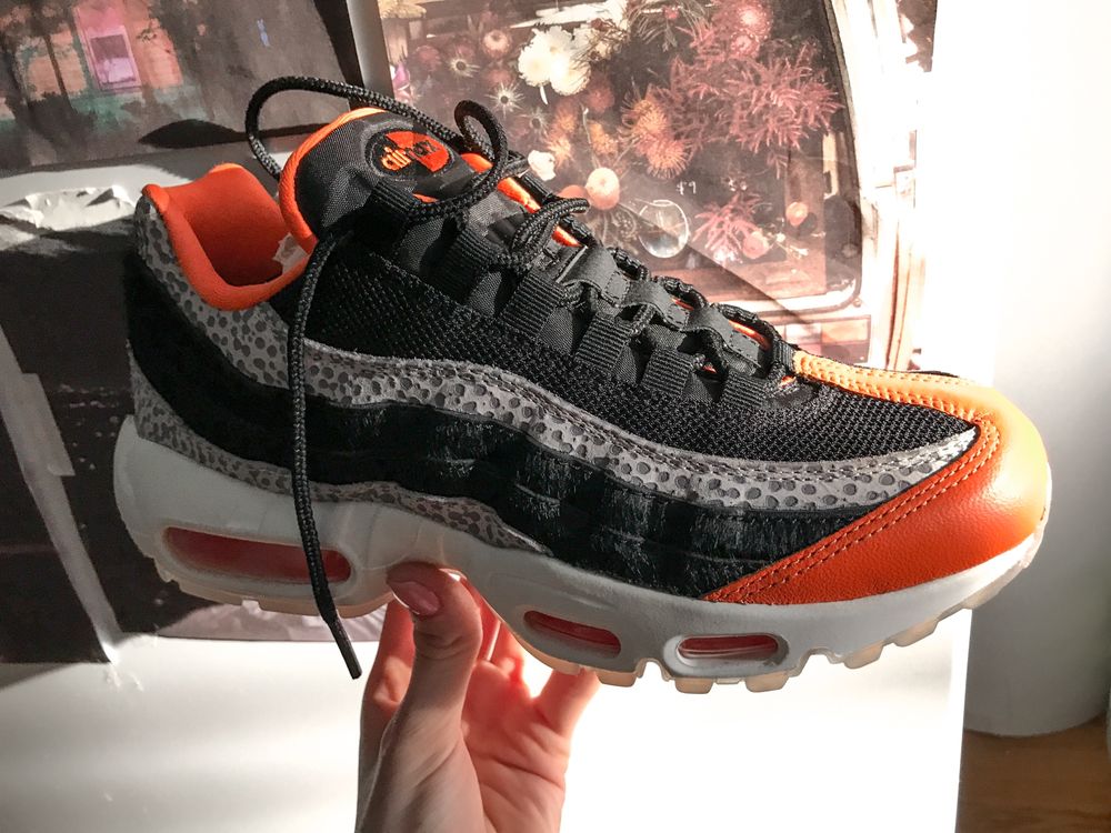 Air max store 95 black granite