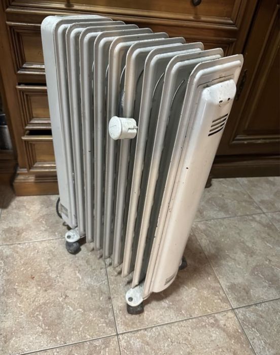Radiator cu ulei DeLonghi 9