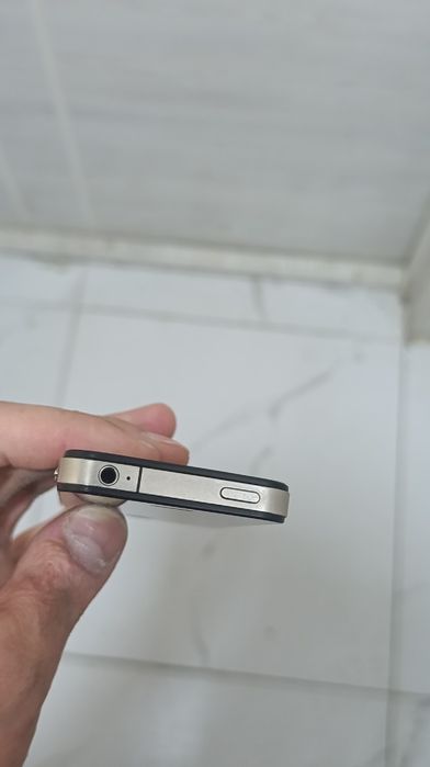 iphone 4s  holati ideal