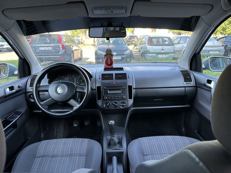 Vând Volkswagen Polo 9N { 2007 }