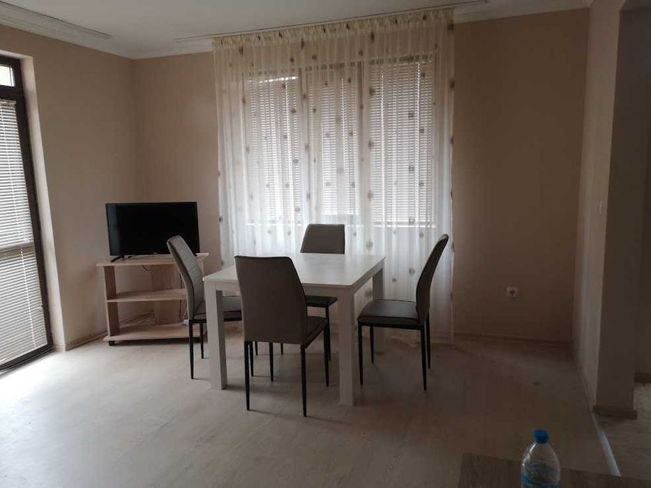 Дава се под наем Двустаен апартамент в Свиленград - 60 кв.м за 378.93 € - Снимка #1