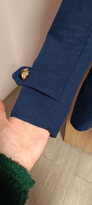 Vând palton mărimea S