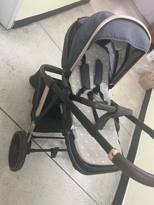 Бебешка количка 3 в 1
