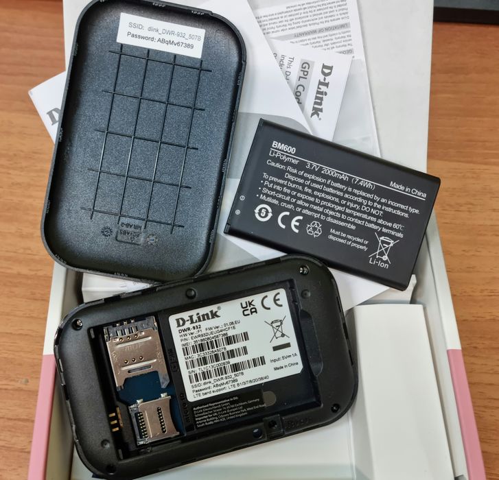WI-Fi преносим рутер D-Link DWR-932 4G   бисквитка sim card отключен