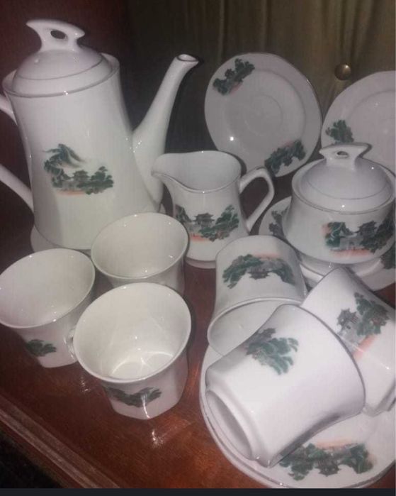 Кофейный фарфоровый  сервиз  Винтаж