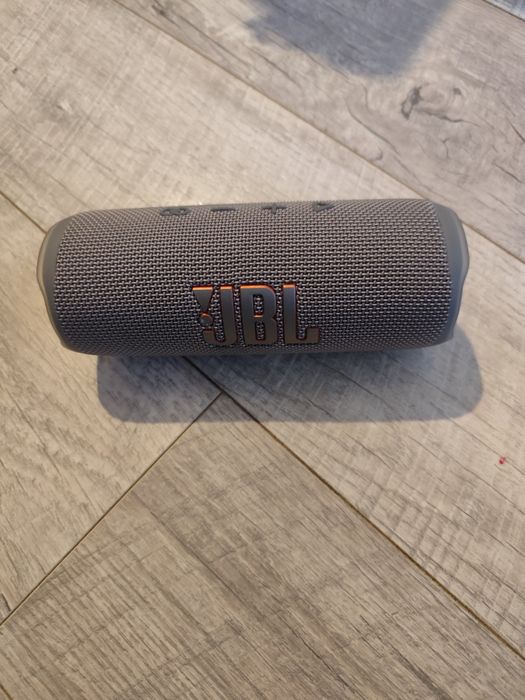 Boxa jbl flip 6 noua