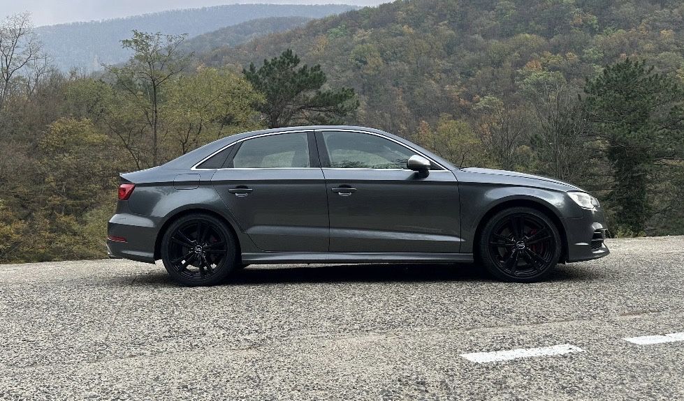 Vând Audi S3 8V Limousine