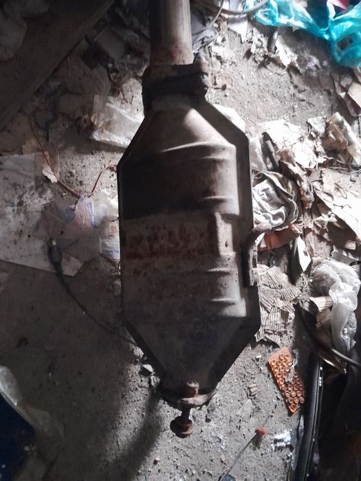 Выхлопная  труба