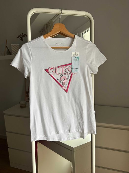 Tricou Guess nou fata