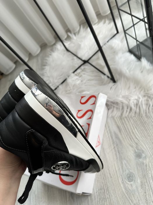 Маратонки GUESS 39