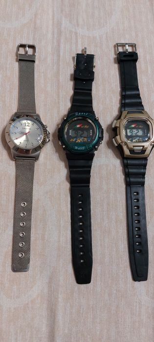 Мужские часы CASSIO.  Чёрные электронные новые. В рабочем состоянии.