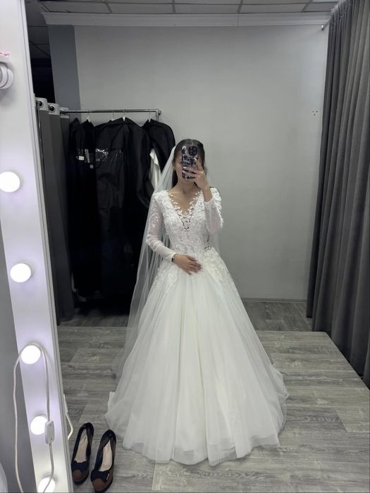 Шикарное Свадебное платье