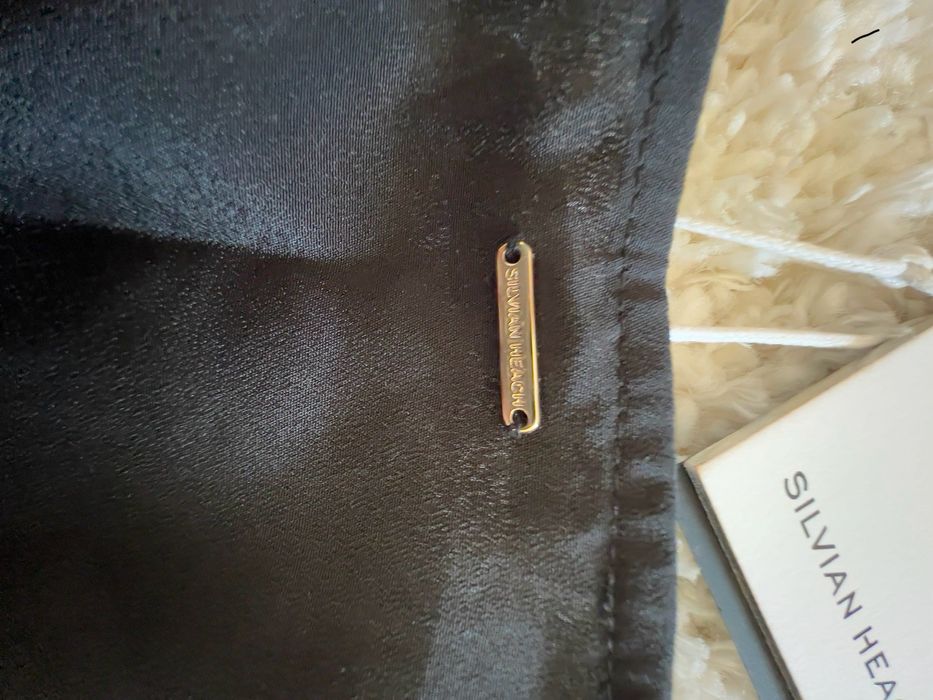 Риза Silvian Heach