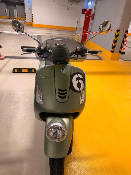 Vespa 300 Seigiorni Limited Edition