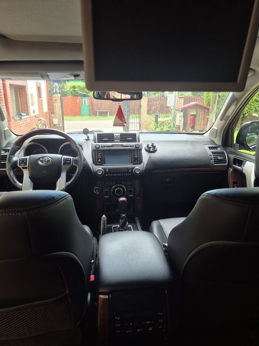 Toyota Land Cruiser 150