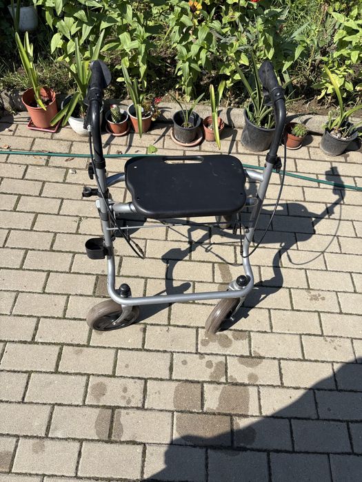 Cadru persoane cu handicap