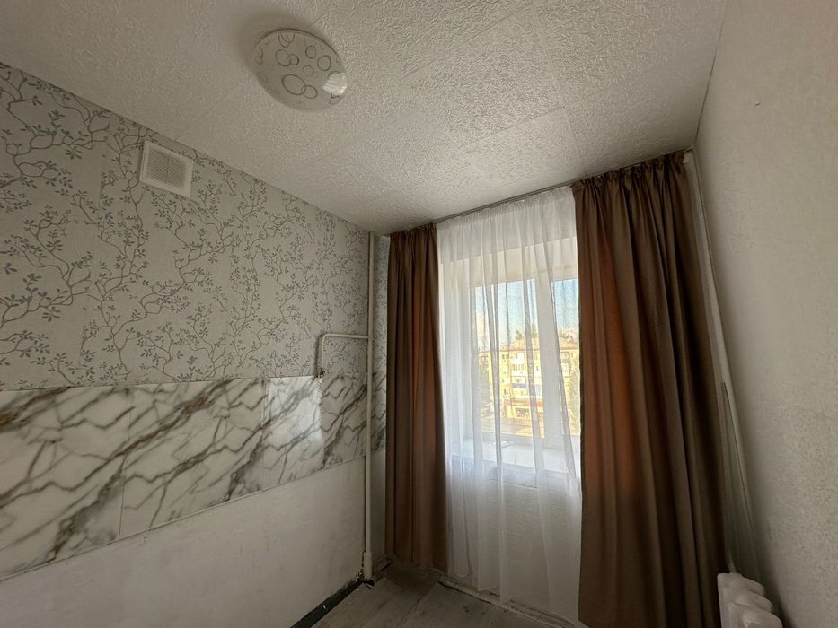 Продам 2 ком, район Дом Быта