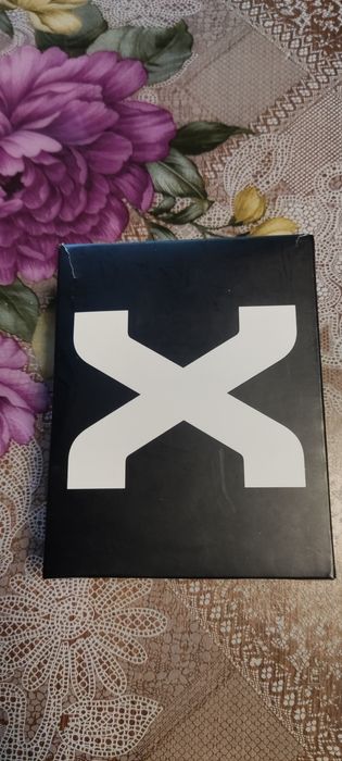 Чисто нова блутут колонка.