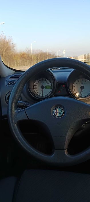 Vând alfa Romeo 156