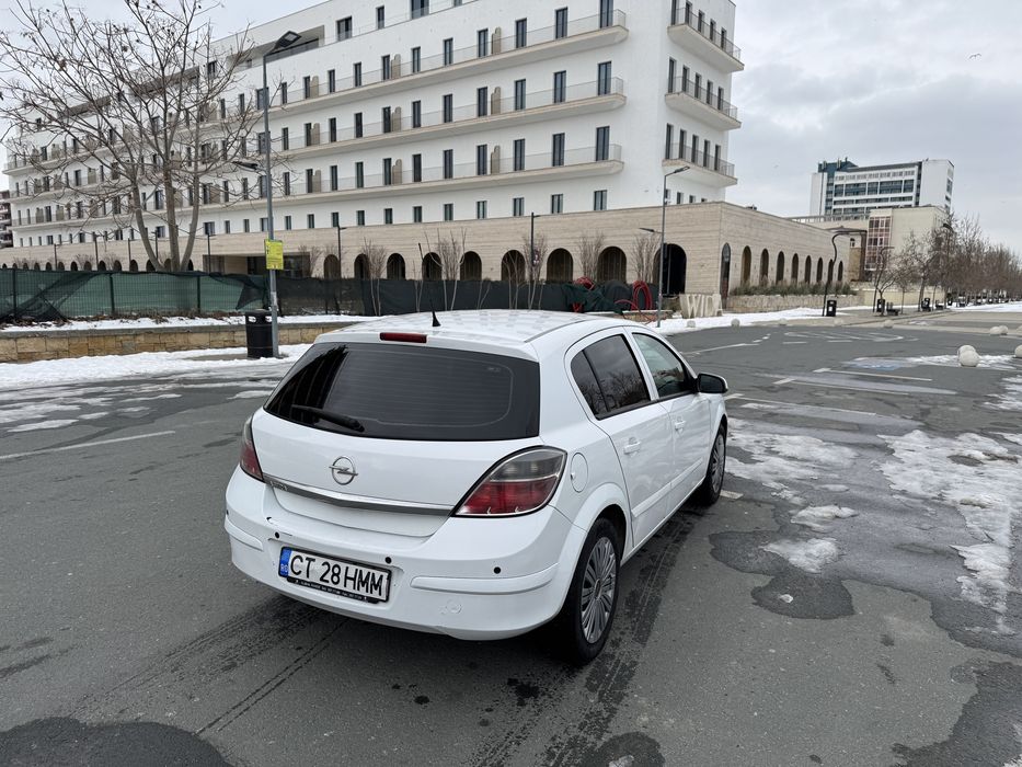 Vand Opel Astra H 1.4 benzina 90 de cai