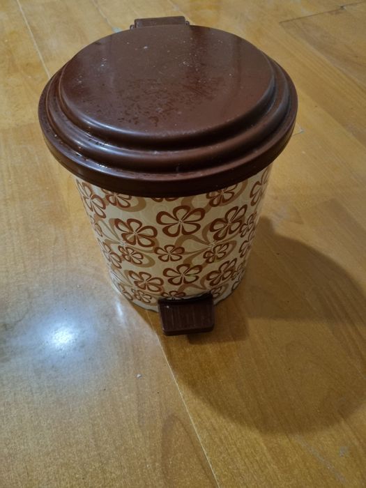 Продам ведро для мусора