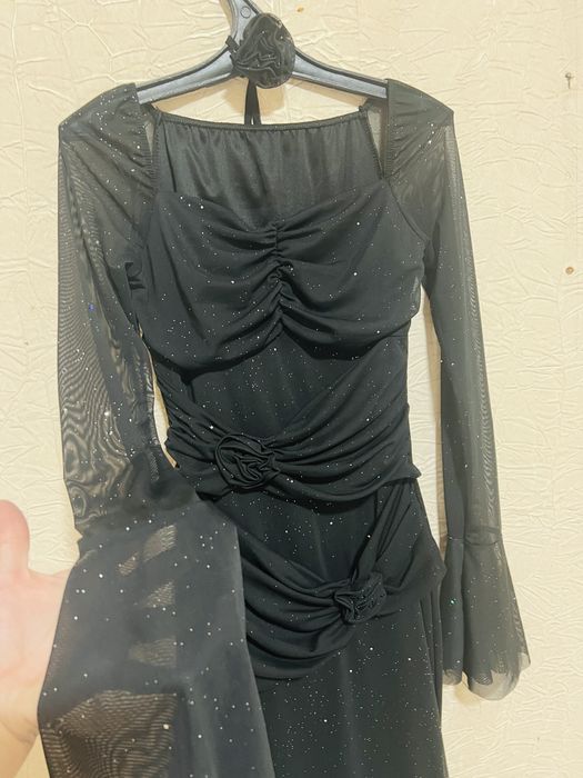 Платье вечернее